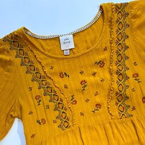 Knox Rose Embroidered Shirt